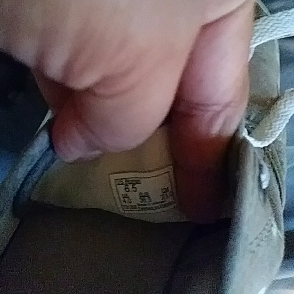 Vans - Picture 3 of 3